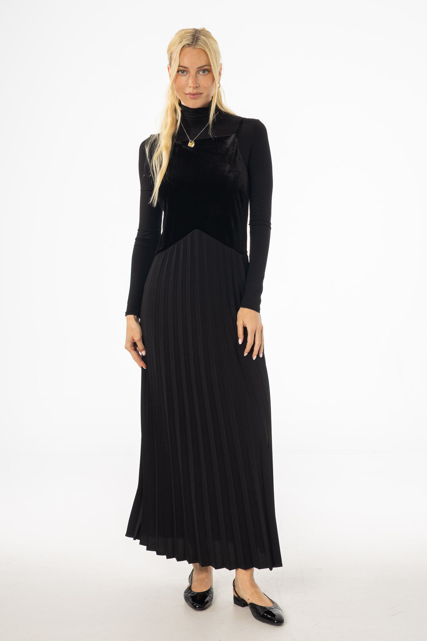 Black Two Tone Fabric Jumper