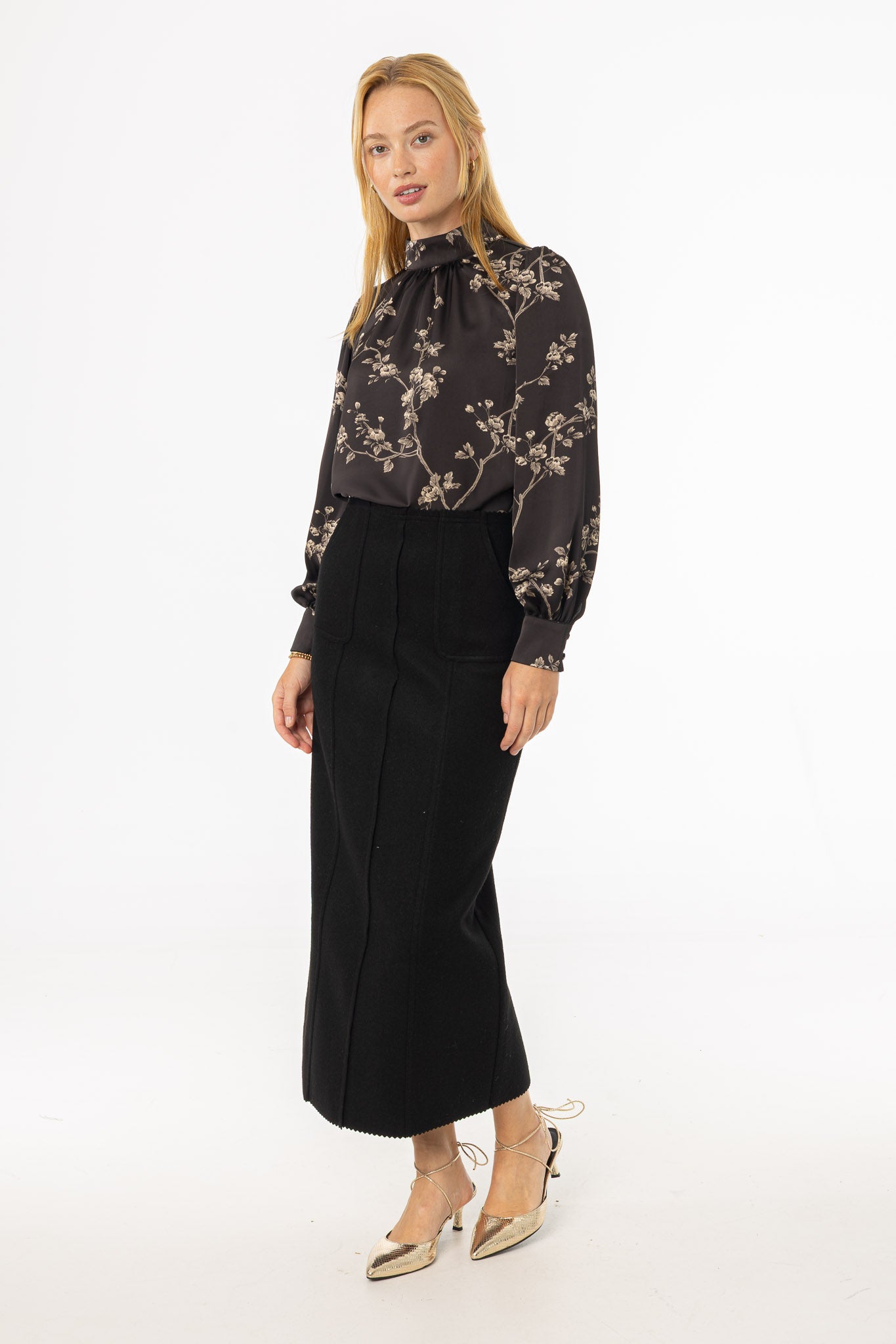 Black Scalloped Edge Maxi Skirt