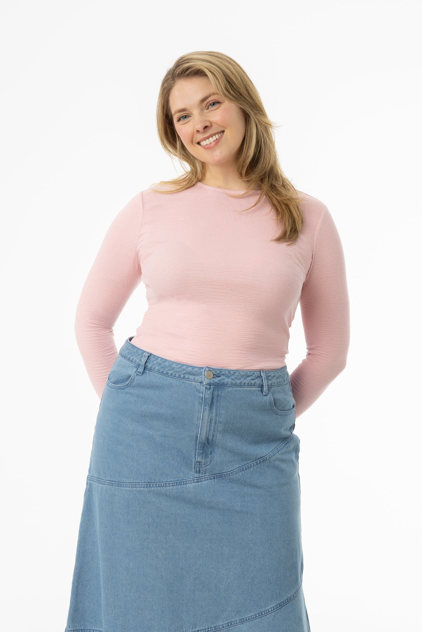 Light Pink Waved Round Neck Long Sleeve T Shirt
