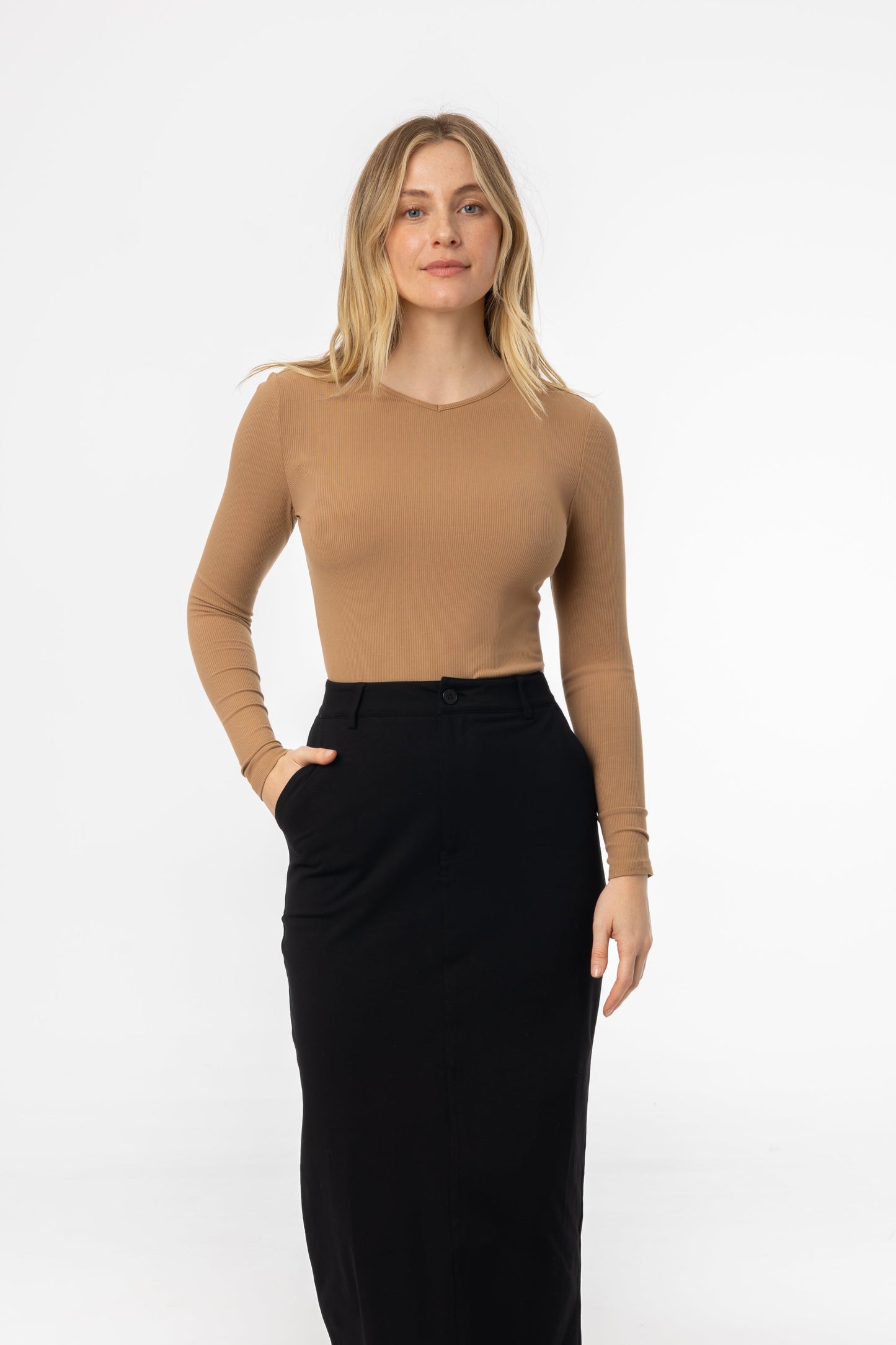 Mocha Ribbed V Neck Long Sleeve T-Shirt