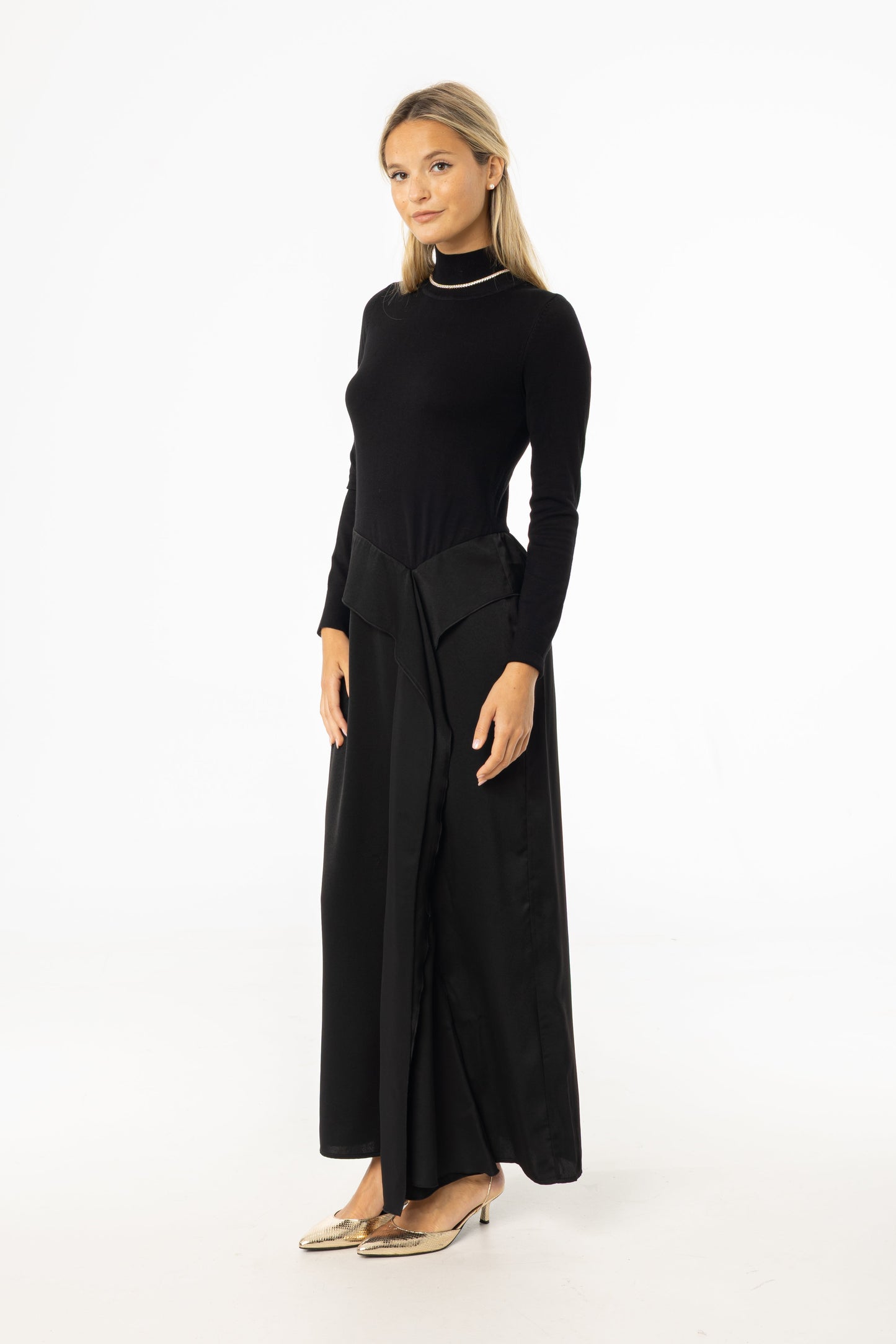Black Two Tone Fabric Maxi Dress